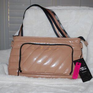 👜💖NWT - Think Royln Bank Street XL Crossbody with Pouch👜💖